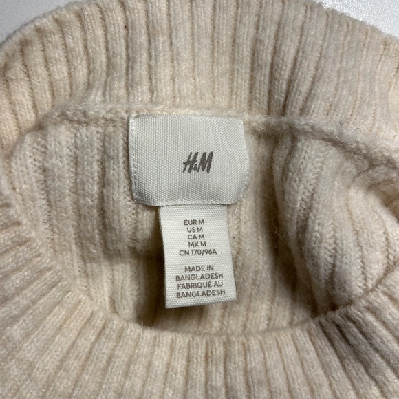 Mock Neck Navy Blue and White Striped Sweater - H&M Size M - Picture 4 of 4